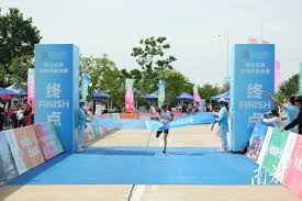 从草根选手到电竞“奶爸”，CF“强叔”十五年坚守打造浙江电竞“黄埔军校”