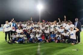 十三水实战：当你拿到三副顺子时，该如何优化水数收益？（十三水实战攻略：三副顺子到手，如何最大化水数？）